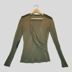 New Mackage Womens Olive Green Asymmetrical V-Neck Pullover T-Shirt Top Size XS